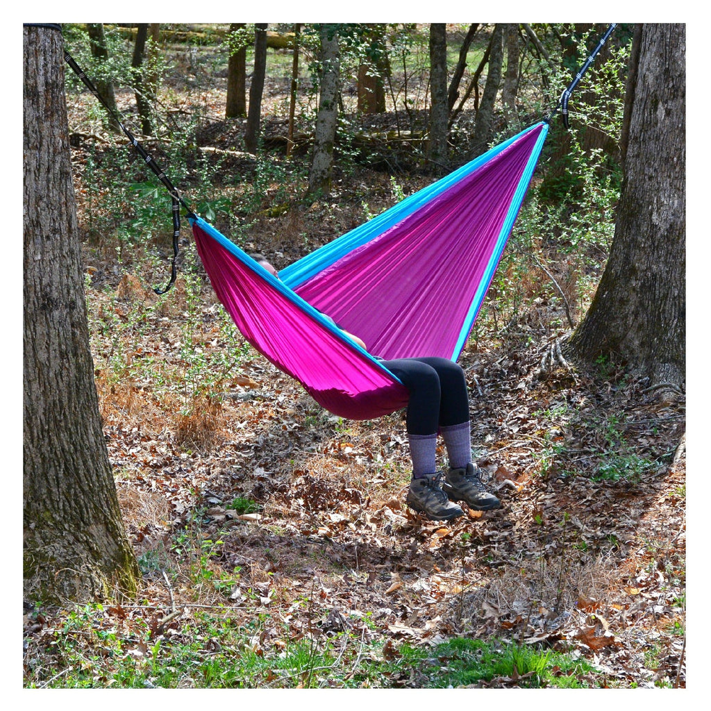 The Hamptons Collection 118" Purple and Blue Polyester Traveler Camping Hammock