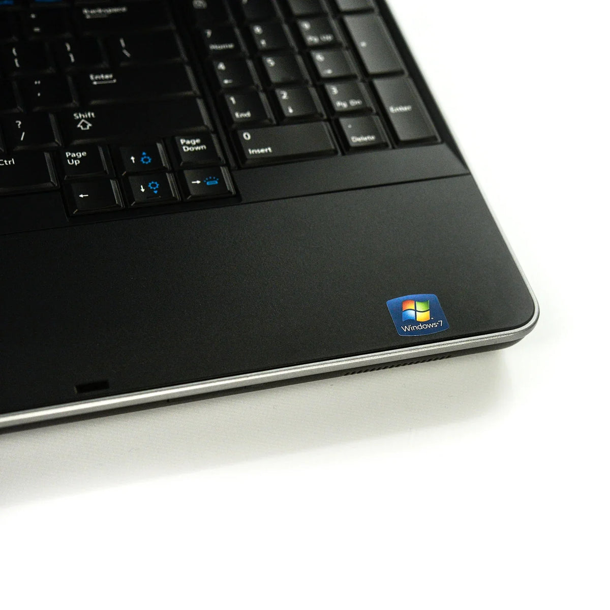 Pre-owned HP Series E6540 Device i7 Dual-Core 4GB 256GB SSD Win 10 Pro B v.WCB